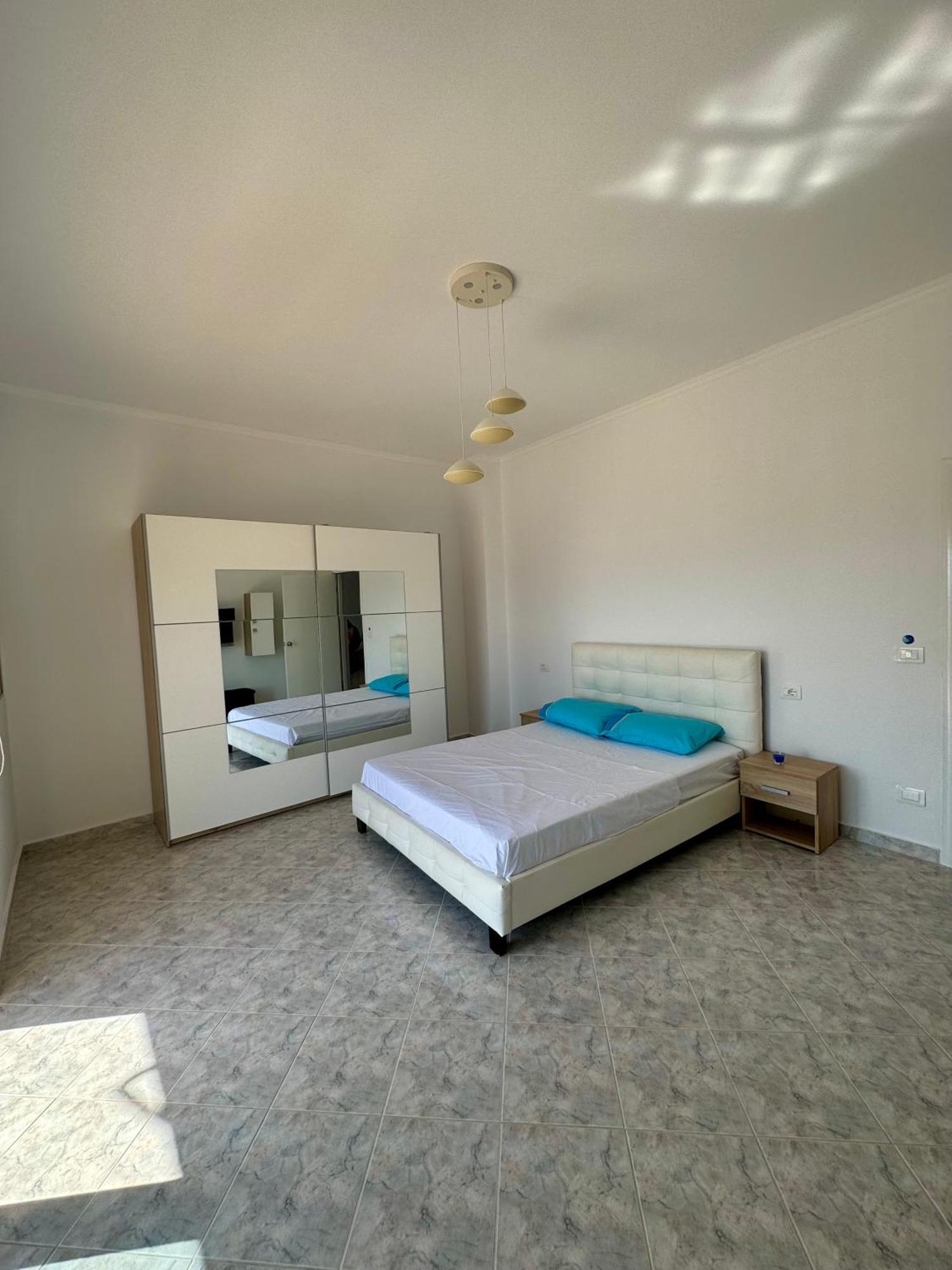 Ferienwohnung Comfy Blue Sarandë Exterior foto